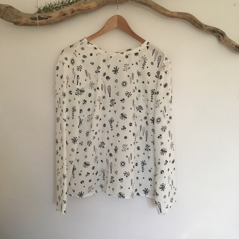 NWT Mango Silky Blouse Tie-Back Plant Print